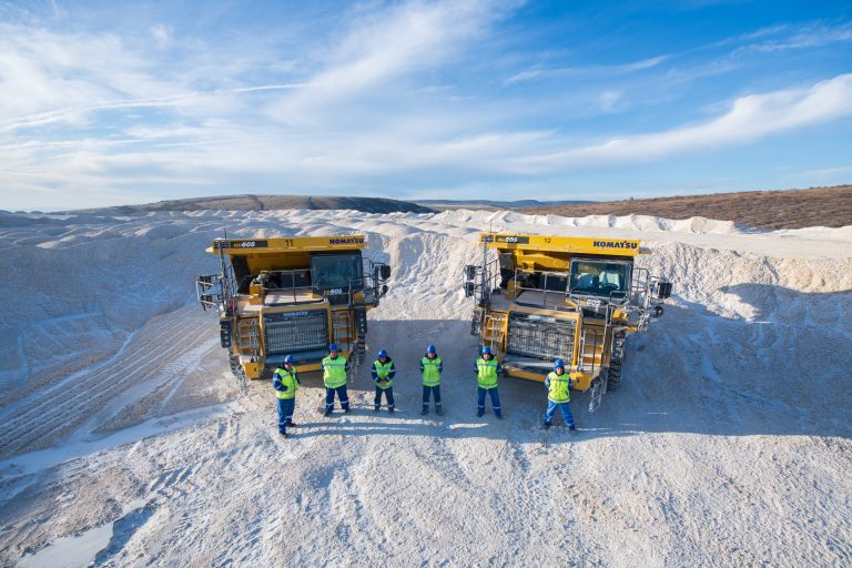 Sals AD’s main tasks are logistic services , quarry operations, warehousing, transportation and packing for fertilizer customers.